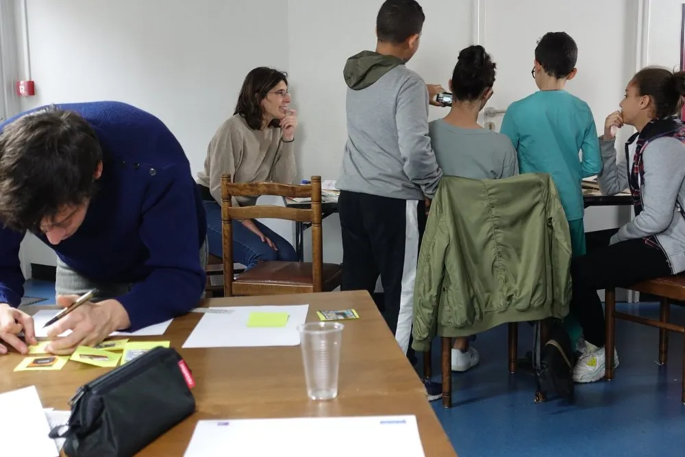 Ville des Lilas : ateliers de réalisation de films d'animation pour adolescents - 5 © Benoît Labourdette 2018.