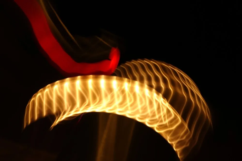 Tube dansant - 83 © Benoît Labourdette 2022.