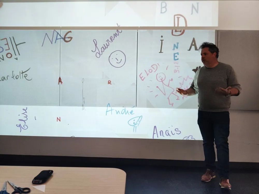 Accompagnement de la prise de parole des jeunes et des professionnels : Rencontres nationales « Cultures et politiques de la jeunesse » - 7 © Benoît Labourdette 2023.