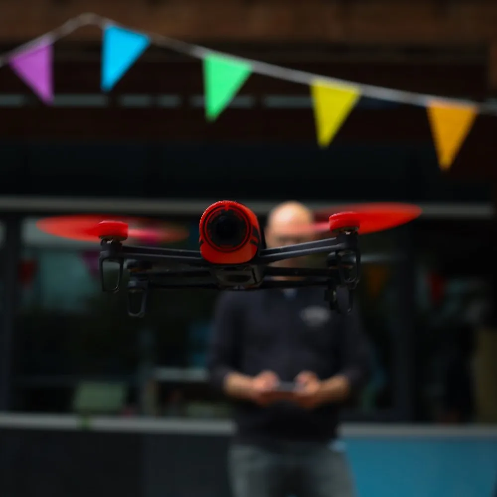 Festival « Le joli mai » : Atelier de réalisation de films avec drone - 14 © Benoît Labourdette 2019.