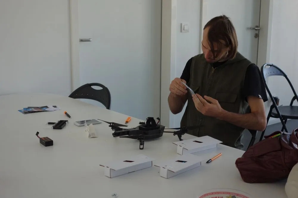 ECLA Aquitaine : « Game of drones ». Le drone, outil pédagogique, outil de création ? - 10 © Benoît Labourdette 2014.