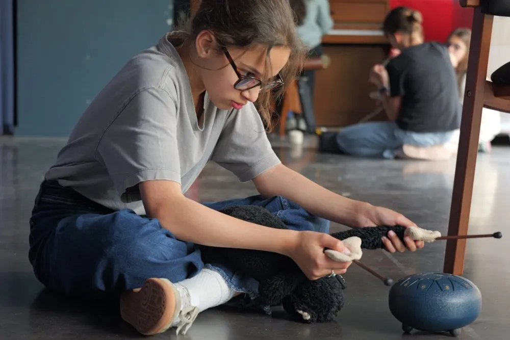 Faire de la réalité virtuelle un terrain d'autonomie pour les collégien·nes - 92 © Benoît Labourdette 2026.