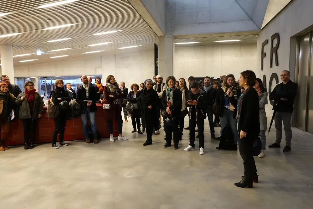 ALCA et FRAC Aquitaine : À la rencontre des publics et d'un quartier : co-construire et expérimenter une projection itinérante - 1 © Benoît Labourdette 2020.