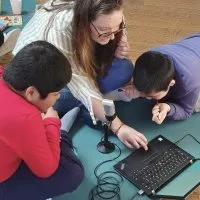 Faire faire des images à des enfants autistes