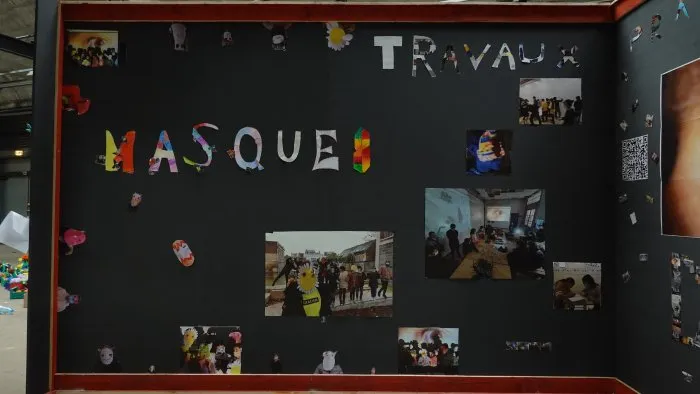 « Classe culture » : réalisation d'une exposition photographique avec une classe de CM2 - 86 © Benoît Labourdette 2022.