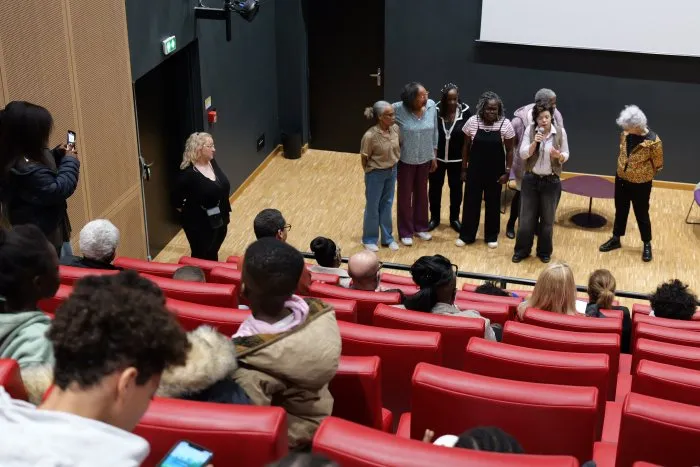 « Femmes et Architecture » : à Villetaneuse, des habitant·es filment les femmes qui ont fait leur ville - 1 © Benoît Labourdette 2026.