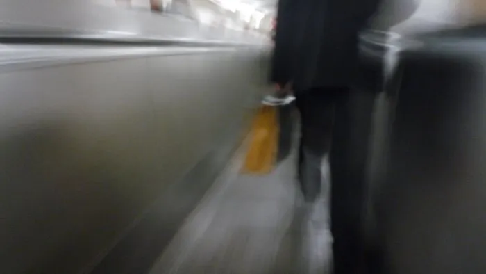 The man with the briefcase - 12 © Benoît Labourdette 2009.