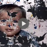 Les yeux bleus