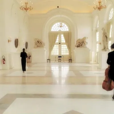 A musical stroll at the castle