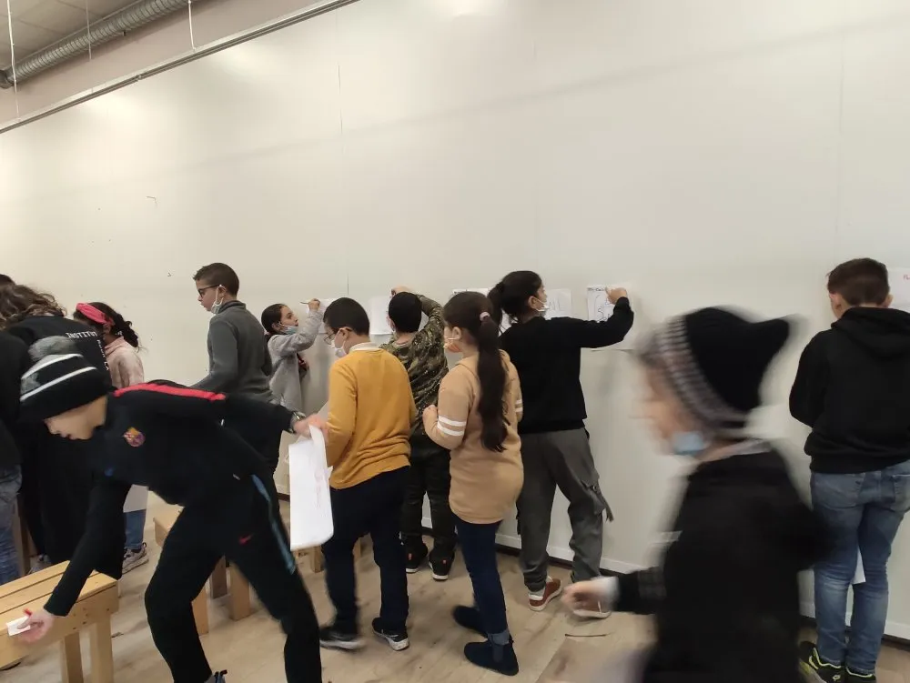 « Classe culture » : réalisation d'une exposition photographique avec une classe de CM2 - 20 © Benoît Labourdette 2022.
