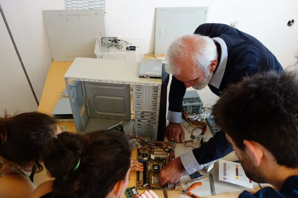 Région Poitou-Charentes : Formation professionnelle aux pratiques numériques - 2 © Benoît Labourdette 2015.