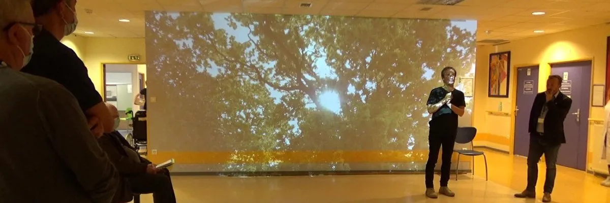 « Sur la plage de mon imaginaire » : installation vidéo à l'hôpital