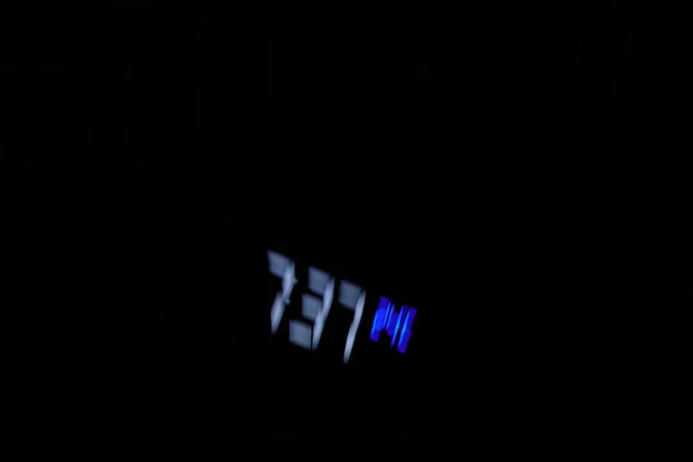 Réveil matin - 222 © Benoît Labourdette 2021.