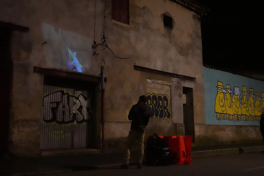 ALCA et FRAC Aquitaine : À la rencontre des publics et d'un quartier : co-construire et expérimenter une projection itinérante - 14 © Benoît Labourdette 2020.