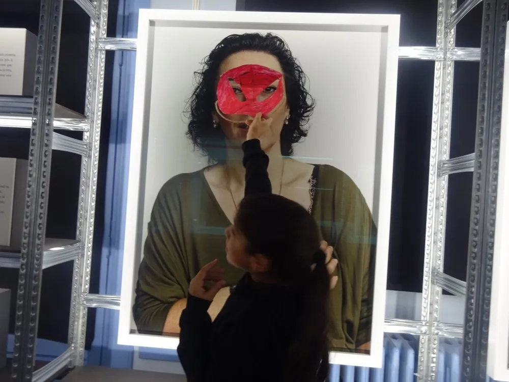« Classe culture » : réalisation d'une exposition photographique avec une classe de CM2 - 48 © Benoît Labourdette 2022.