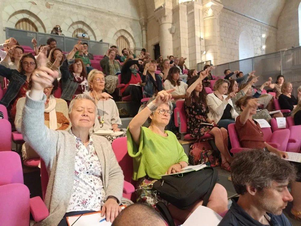 « Pratiques numériques créatives et formation de l'esprit critique » : conférence de Benoît Labourdette - 4 © Benoît Labourdette 2022.