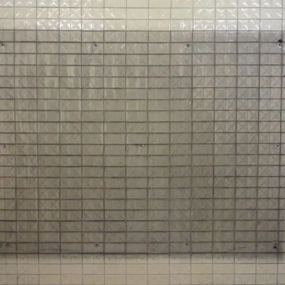 Poussière sur les murs