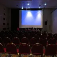 Présence et confrontations