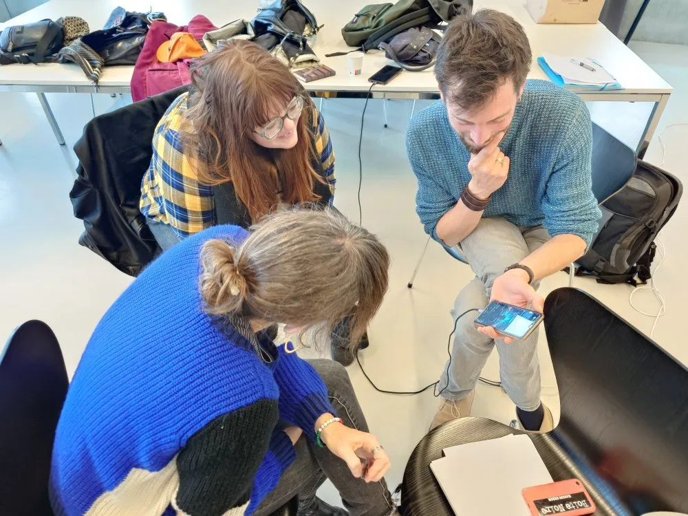 Image Education and Citizenship: When Youth Professionals Rethink Their Practices - 12 © Benoît Labourdette 2025.