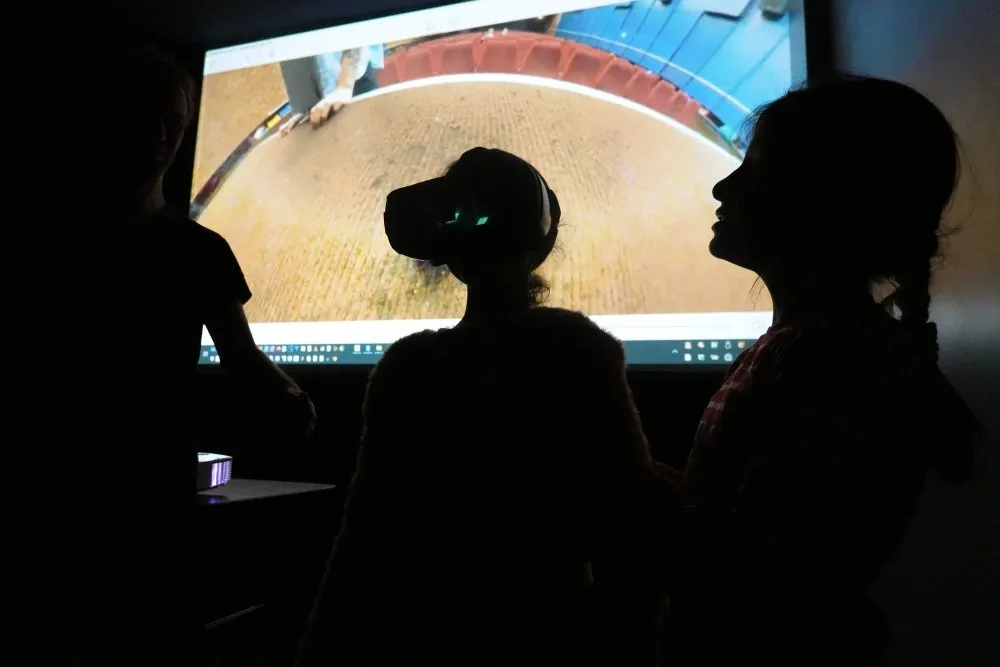 Cinéma Jacques Brel Garges-lès-Gonesse : atelier VR pour enfants - 12 © Benoît Labourdette 2020.