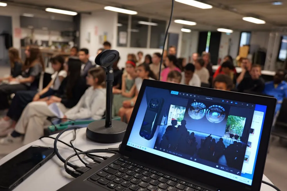 Faire de la réalité virtuelle un terrain d'autonomie pour les collégien·nes - 2 © Benoît Labourdette 2026.