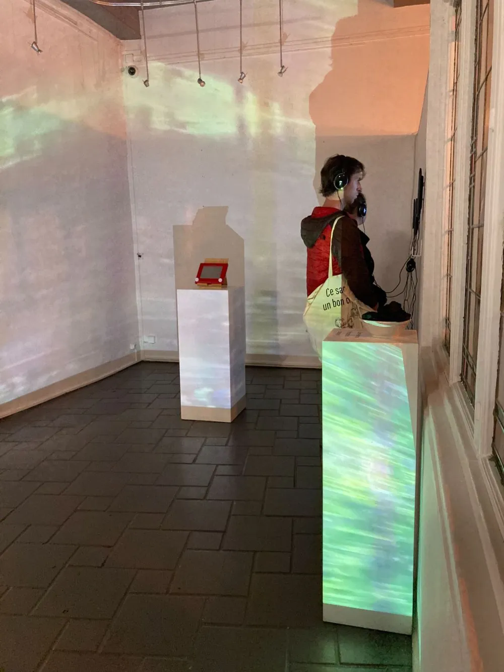 « Loop » : exposition collective (Galerie Lyon Particule) - 12 © Benoît Labourdette 2022.