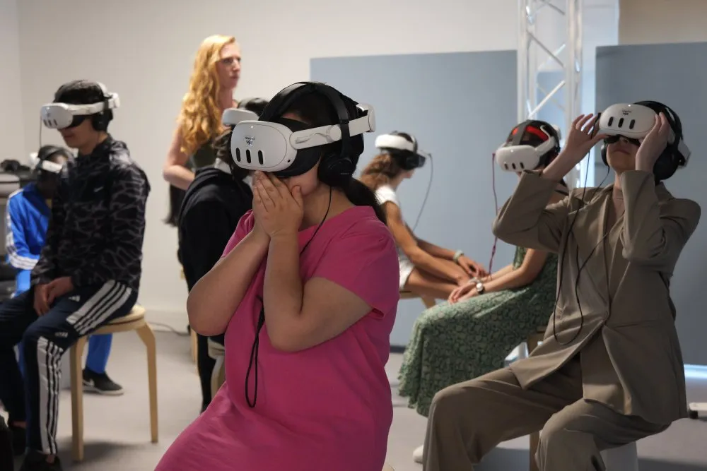 Faire de la réalité virtuelle un terrain d'autonomie pour les collégien·nes - 24 © Benoît Labourdette 2026.