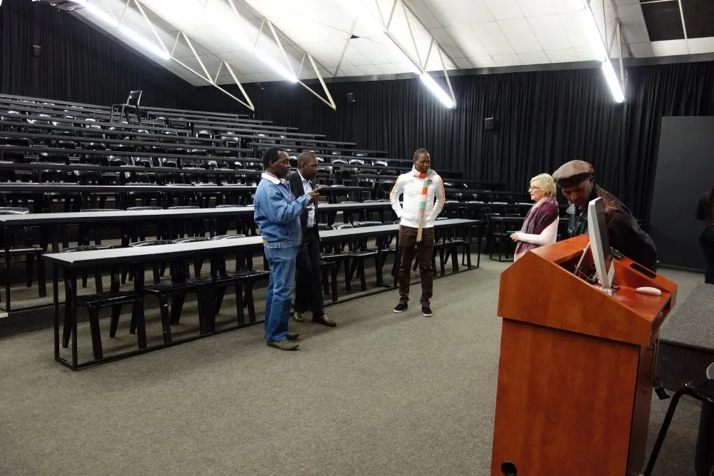 CFI : Formation numérique pour monteurs enseignants (AFDA - Afrique du Sud) - 7 © Benoît Labourdette 2015.