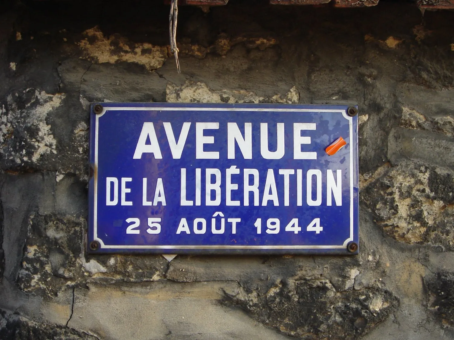 Guerre © Benoît Labourdette.